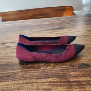 Rothy's The Point Crimson Captoe flats Sz 7
